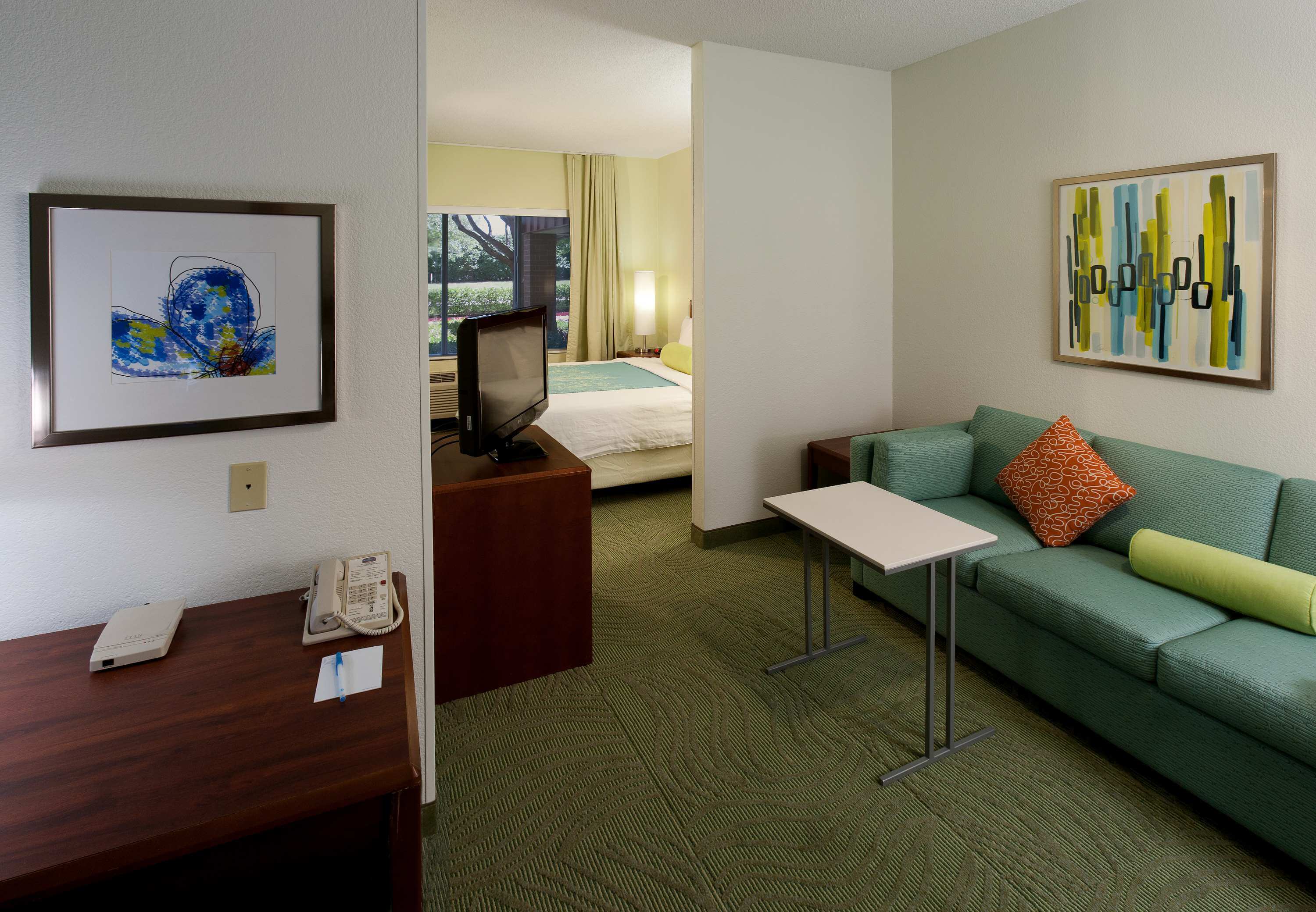 Springhill Suites by Marriott Dallas Arlington North - king suite